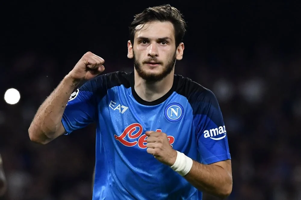 Prediksi Skor Napoli vs AS Roma, Serie A Italia Musim 2024-2025, 25 November 2024