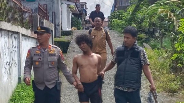 Pria Ditangkap Usai Ancam Ibu Kandung dengan Parang di Medan Tuntungan