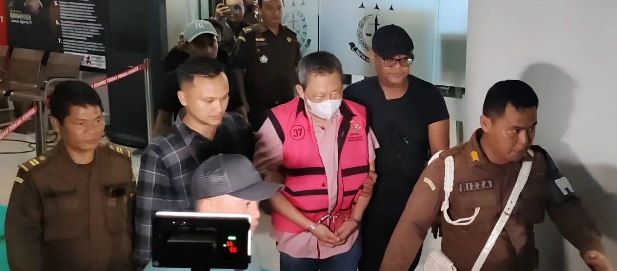 Skandal Timah Kakak Beradik Hendry-Fandy Lie Terlibat Penyewaan Smelter Ilegal (Kompas.com)