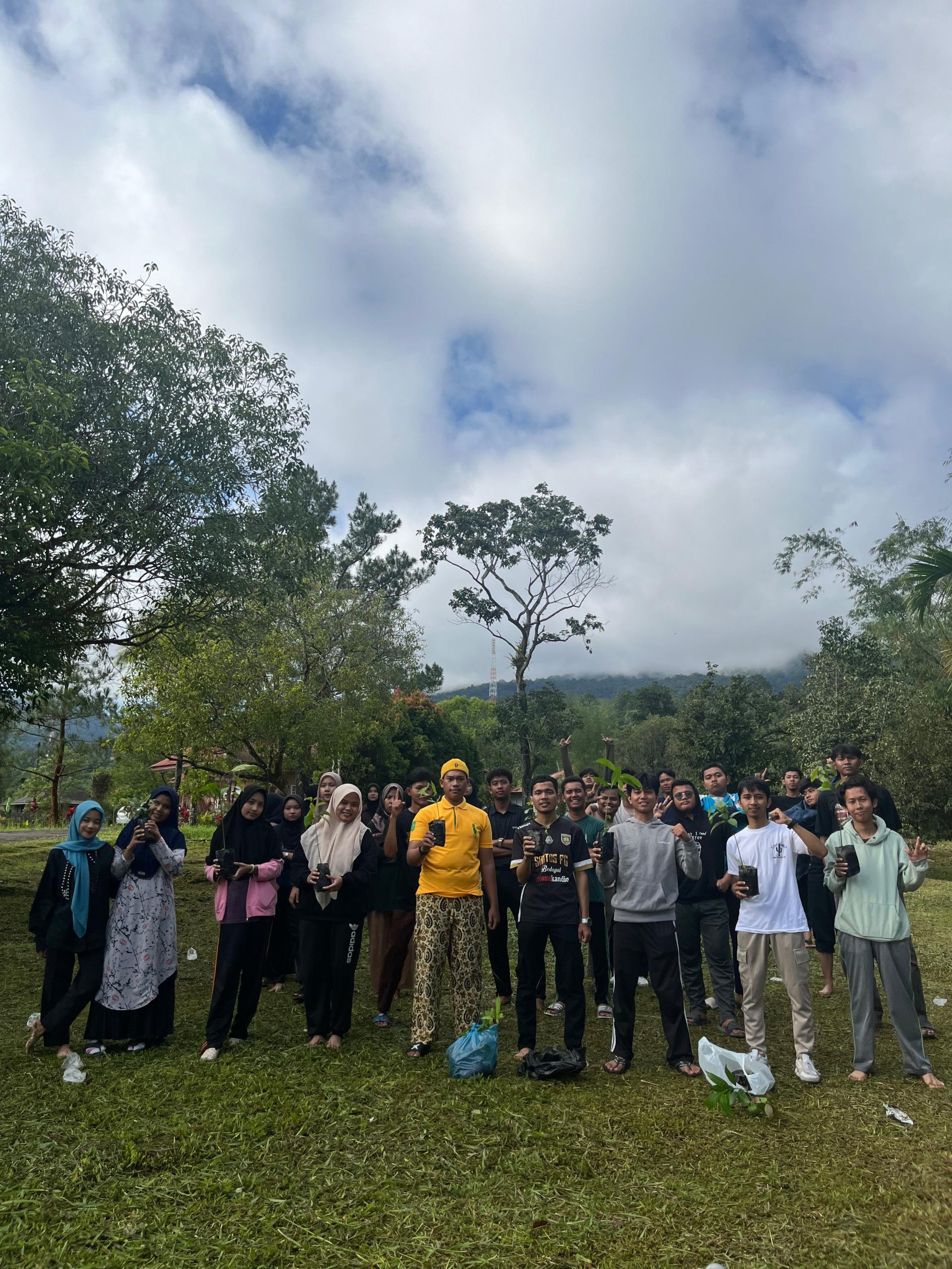 Kegiatan Penanaman Pohon PK IMM FDK UINSU - 4 November 2024