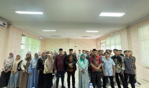 poto bersama Narasumber dalam acara Sosialisasi Pemilih yang diadakan Pusat kajian Politik FUSI UINSU