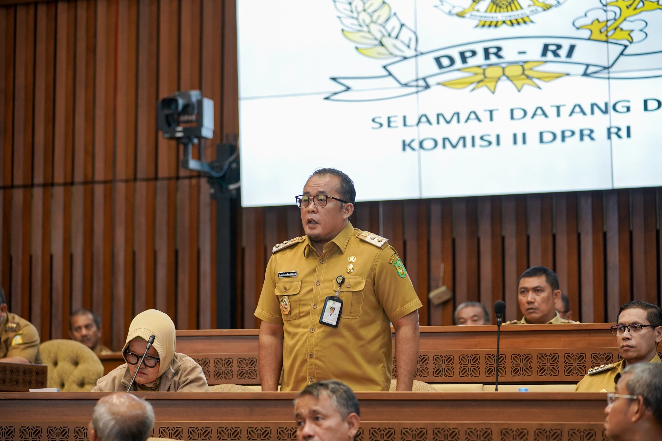 Plt Wali Kota Hadiri Raker & RDP Persiapan Pilkada Serentak 2024