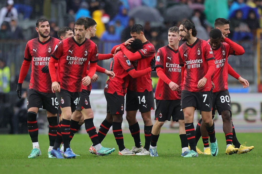 Prediksi Skor AC Milan vs Juventus, Liga Serie A Italia Musim 2024-2025, 24 November 2024