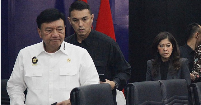 Data Mengejutkan: 8,8 Juta Warga Indonesia Terjerat Judi Online, Termasuk Anak-Anak (Detik.com)