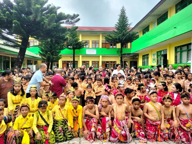 Menjaga Kualitas Pendidikan: Kunjungan Wamendikdasmen ke Sekolah di Timor Tengah Selatan