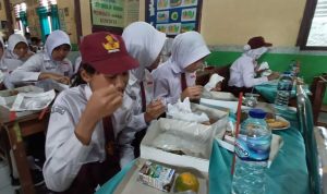 KIP Kuliah dan Program Makan Bergizi: Solusi untuk Pendidikan dan Nutrisi
