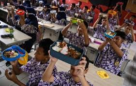 Makan Bergizi Gratis: Upaya Prabowo Subianto untuk Kesehatan Anak Indonesia