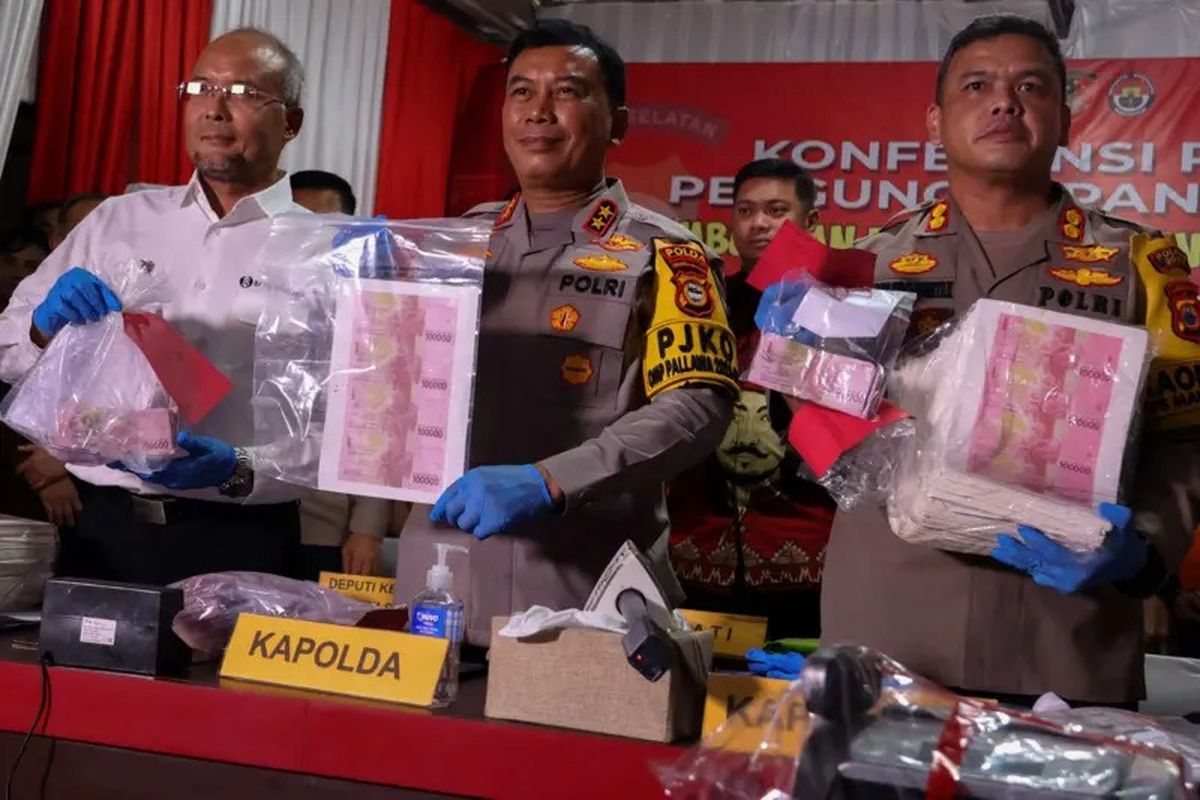 Mesin ATM dan Keamanan Uang, Apa yang Harus Diketahui Masyarakat Mengenai Uang Palsu?