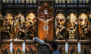 Mengungkap Asal-usul Natal: Kenapa 25 Desember Bukan Hasil Pemujaan Pagan
