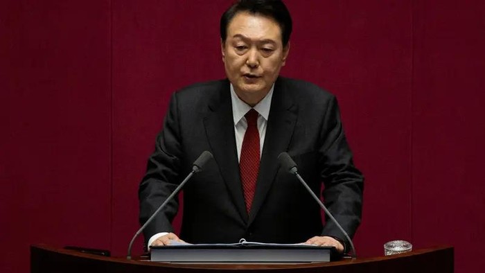 Yoon Suk Yeol Terancam Hukuman Mati: Dampak Darurat Militer di Korsel