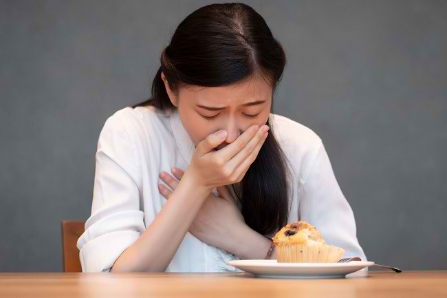 Mual Setelah Makan? Penyebab dan Cara Mengatasinya