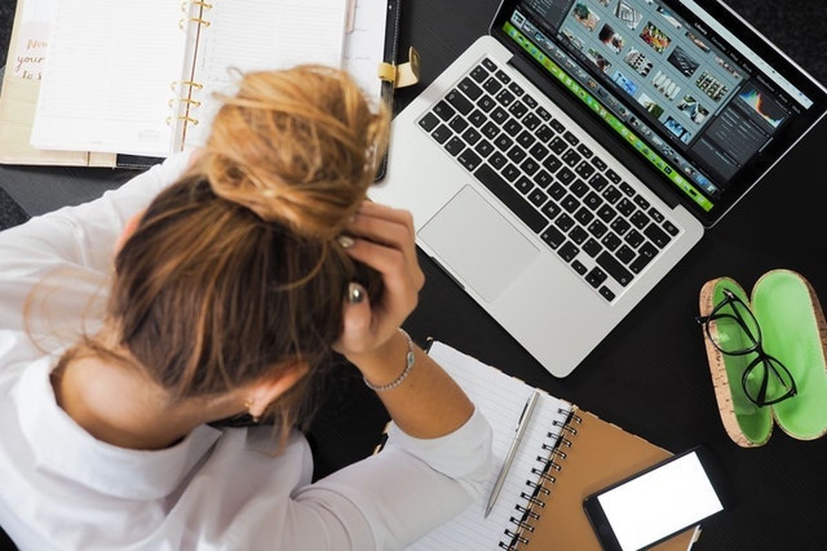 Cara Ampuh Atasi Monday Blues Agar Semangat Kerja Kembali di Senin Pagi
