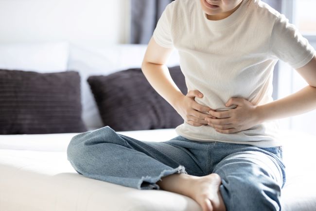 Cara Mengatasi Kram Perut yang Efektif