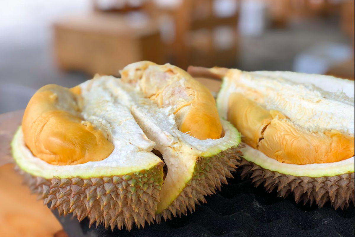 Hati-Hati, Ini 5 Efek Samping Makan Durian Berlebihan yang Harus Diketahui