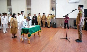Wali Kota Medan Bobby Nasution saat menyampaikan arahan kepada pejabat yang dilantik.BP/erwan