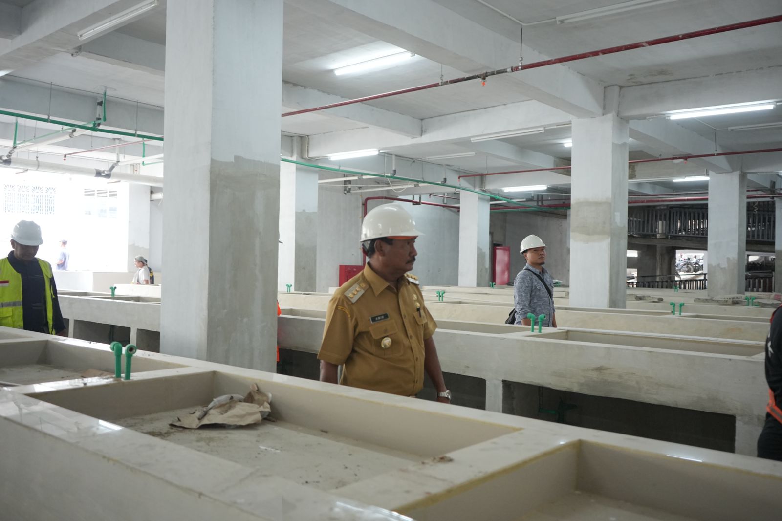 Wali Kota Binjai tinjau pogres revitalisasi pasar tahap.