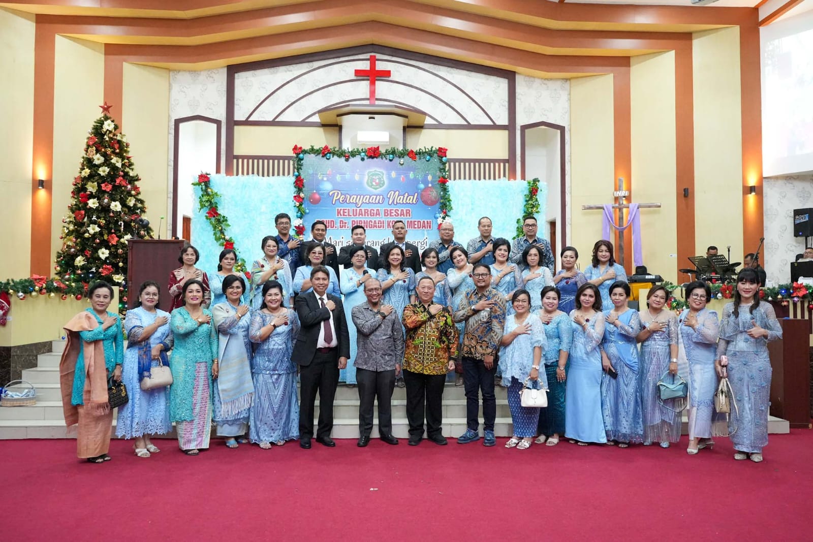 Perayaan Natal Keluarga Besar Bimbingan Rohani Kristen RSUD Pirngadi Medan. BP/erwan