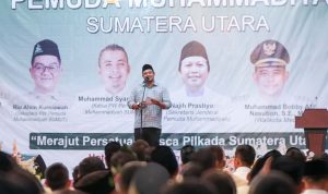 Wali Kota Medan Bobby Nasution saat menyampaikan sambutan dalam acara Silaturahmi Kebangsaan Pemuda Muhammadiyah Sumut. BP/erwan