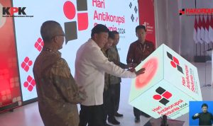 Wali Kota Medan Bobby Nasution mengikuti Hari Anti Korupsi Sedunia (Hakordia) Tahun 2024 melalui zoom. BP/ist