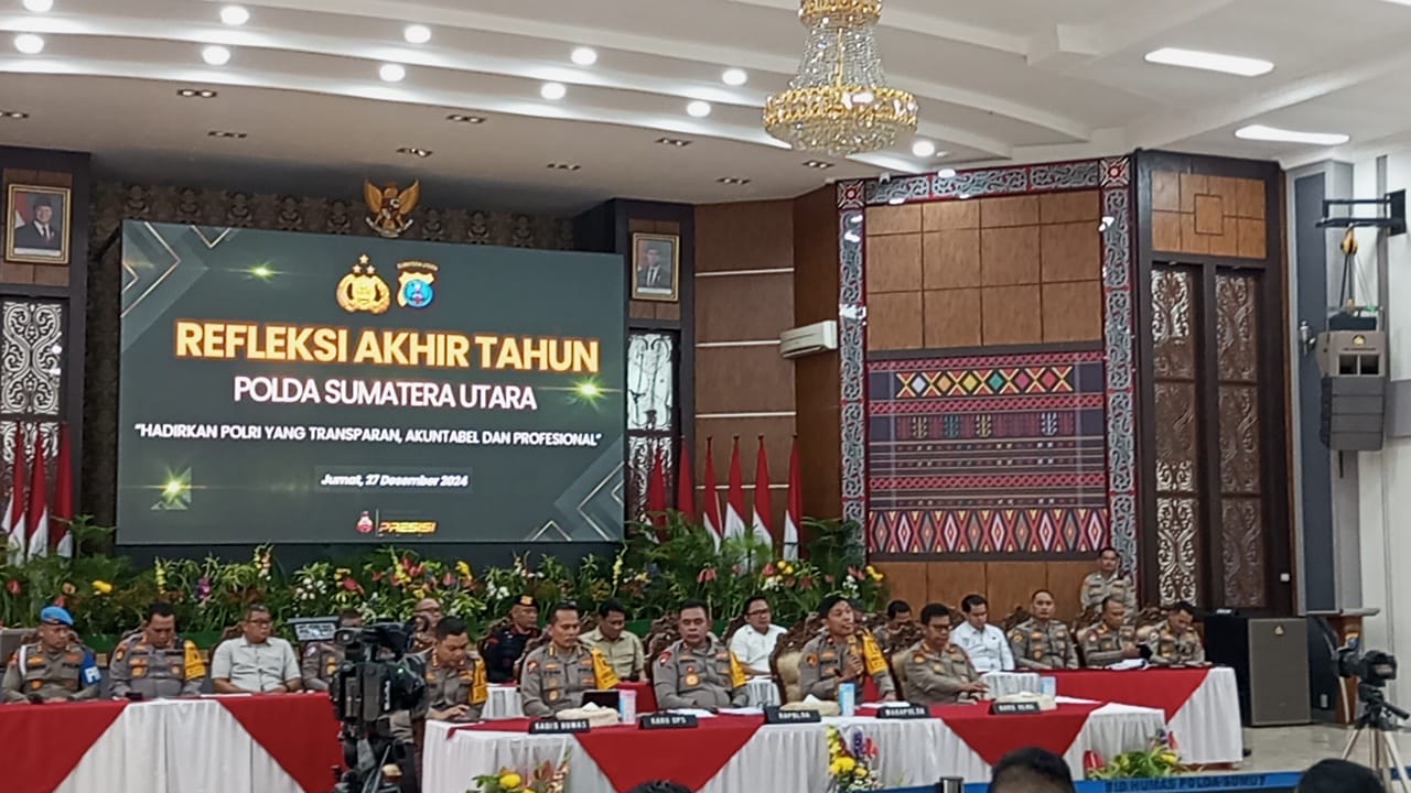 Kapolda Sumut, Irjen Pol Whisnu bersama dengan Wakapolda Brigjen Pol Rony dan PJU Polda Sumut.(Istimewa)