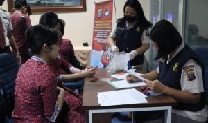 Pramugari di Bandara KNIA di Tes Urine.(Istimewa)