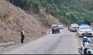 Jalan Lintas Medan-Berastagi Dibuka Kembali Setelah Longsor di Desa Sembahe