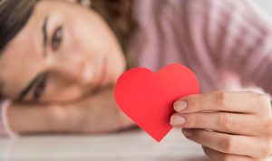 Kenali Philophobia, Rasa Takut Jatuh Cinta yang Bisa Menghambat Kehidupan