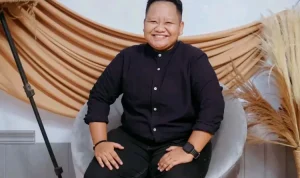 Kisah Haru Kak Gem, Kreator Viral TikTok Asal Tanjung Balai yang Setia Jaga Makam Ibunya