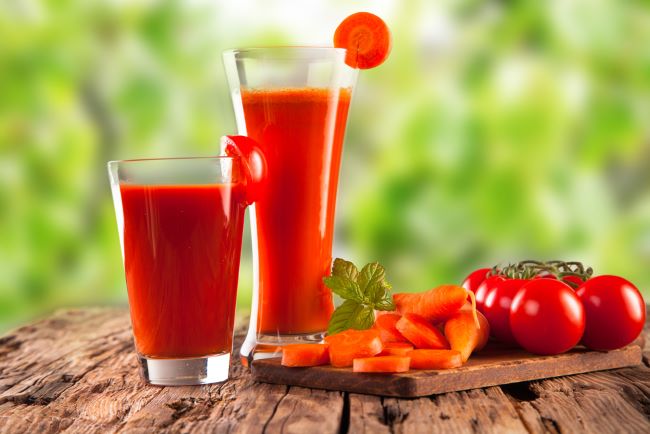 Kulit Glowing dan Tubuh Sehat dengan Manfaat Jus Tomat dan Wortel
