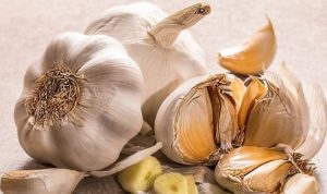 Makanan Penyebab Keputihan, Pahami Risiko dan Cara Menghindarinya