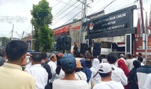 Massa Tuntut Pemungutan Suara Ulang di Pilwalkot Medan 2024