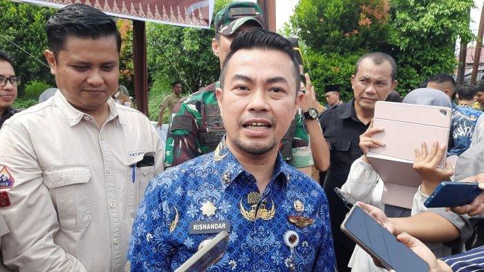 OTT KPK Tangkap Pj Wali Kota Pekanbaru Risnandar Mahiwa