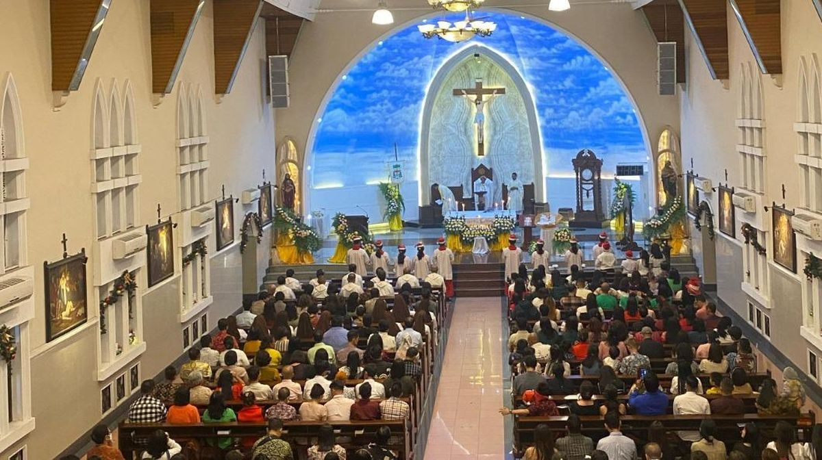 Pengamanan Misa Natal 2024 di Gereja Katedral Medan, Persiapan dan Keamanan Diperketat