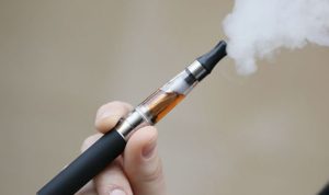 Penggunaan Rokok Elektrik Dapat Ganggu Kesehatan, Waspadai Efek Jangka Panjangnya