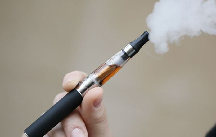 Penggunaan Rokok Elektrik Dapat Ganggu Kesehatan, Waspadai Efek Jangka Panjangnya