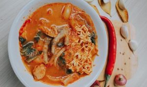 Penyebab Kista Ovarium dan Rahim Terkait Pola Makan Tidak Sehat, Termasuk Kebiasaan Konsumsi Seblak