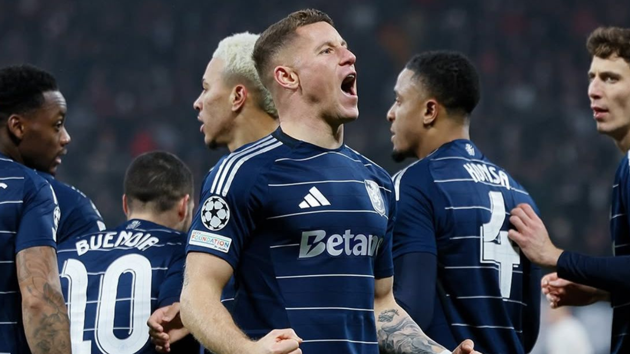 Prediksi Skor Nottingham Forest vs Aston Villa, English Premier League Musim 2024-2025, 15 Desember 2024