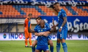 Prediksi Skor PSS vs Persib, Liga 1 Musim 2024, 09 Desember 2024