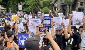 Protes Kenaikan PPN 12 Persen, Massa Turun ke Jalan dan Galang Petisi