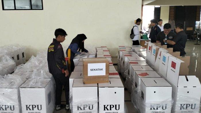 Rekapitulasi Pilkada 2024 di Medan Masih Berlangsung di Tingkat Kecamatan