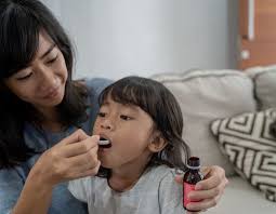 Sebelum Minum Obat Flu dan Batuk, Perhatikan Hal Ini!