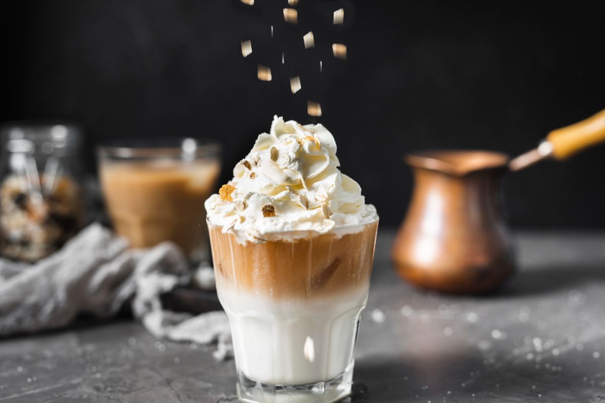 Ilustrasi coffee frappe.