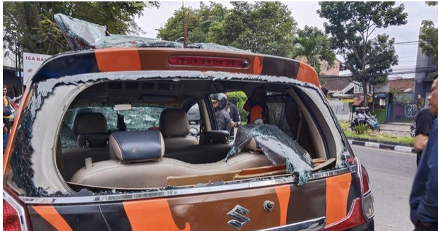 Bentrok ormas GRIB Vs PP di Bandung