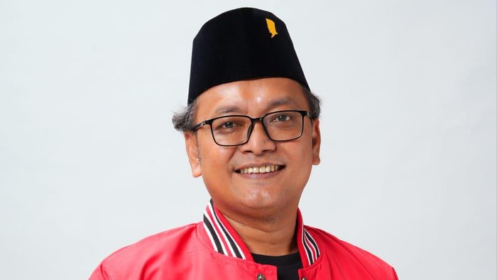 Jubir PDIP Guntur Romli