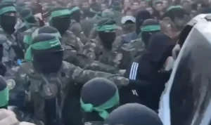 Para tentara Hamas muncul di jalan-jalan Gaza setelah 15 bulan perang melawan Israel