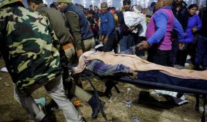 Banyak korban dikhawatirkan setelah penghalang jebol di festival keagamaan Hindu