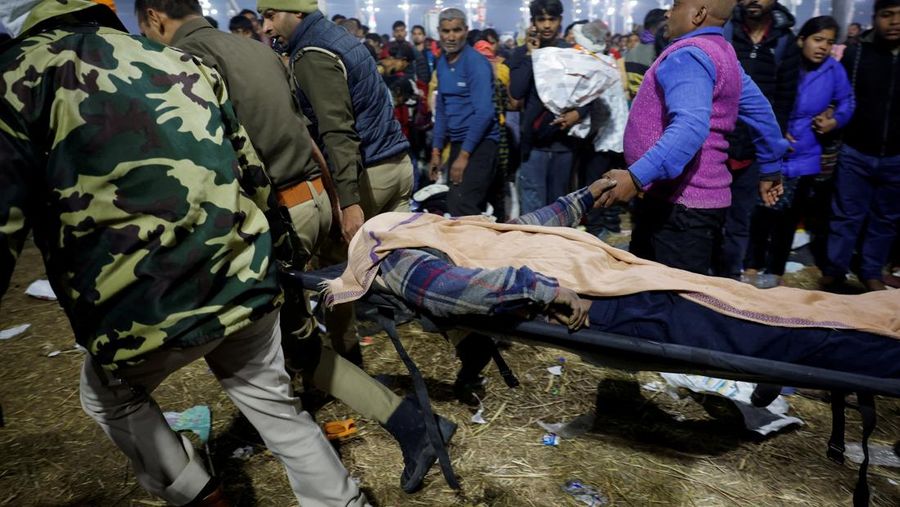 Banyak korban dikhawatirkan setelah penghalang jebol di festival keagamaan Hindu