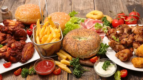 6 Makanan yang Bikin Perut Buncit, Waspadai Risiko Kesehatannya!