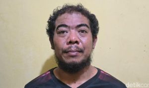 tampang pria inisial W (40) guru ngaji tersangka kasus pencabulan sejumlah murid anak laki-laki di bawah umur di Ciledug, Kota Tangerang.