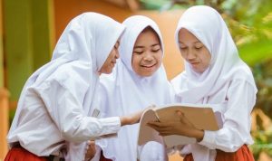 Ilustrasi siswa SD. Cek jadwal libur sekolah di bulan Ramadhan 2025